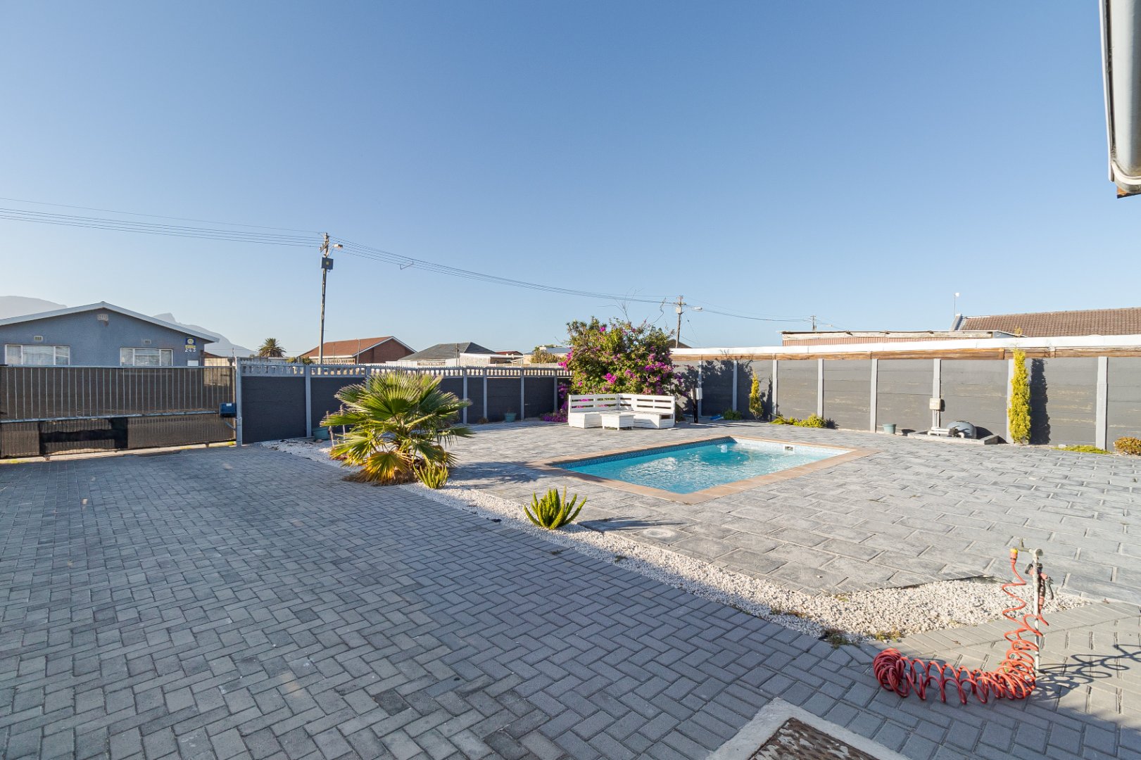 2 Bedroom Property for Sale in Grassy Park Western Cape